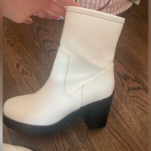 Urban outfitters white platform boot